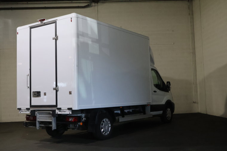 Vehicle Image 8
