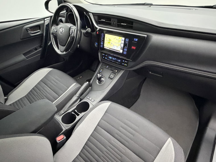 Vehicle Image 15