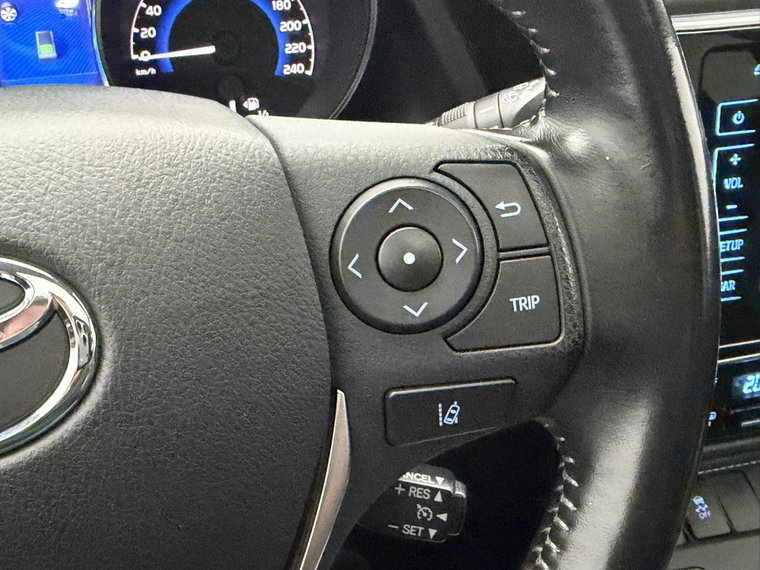 Vehicle Image 19