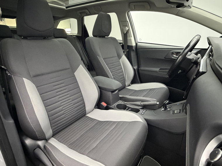 Vehicle Image 8