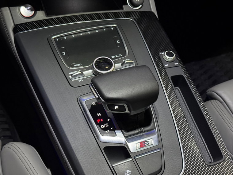 Vehicle Image 35