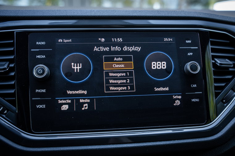 Vehicle Image 22