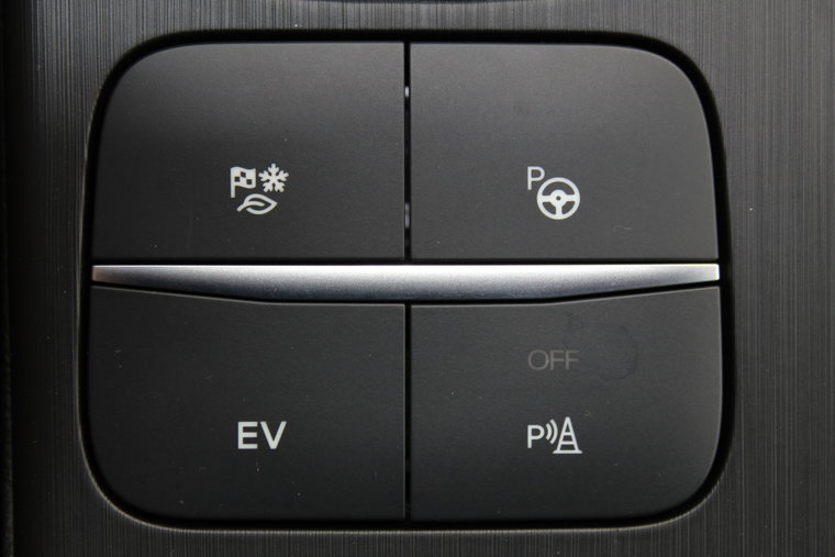 Vehicle Image 33