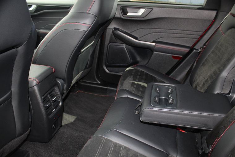 Vehicle Image 37