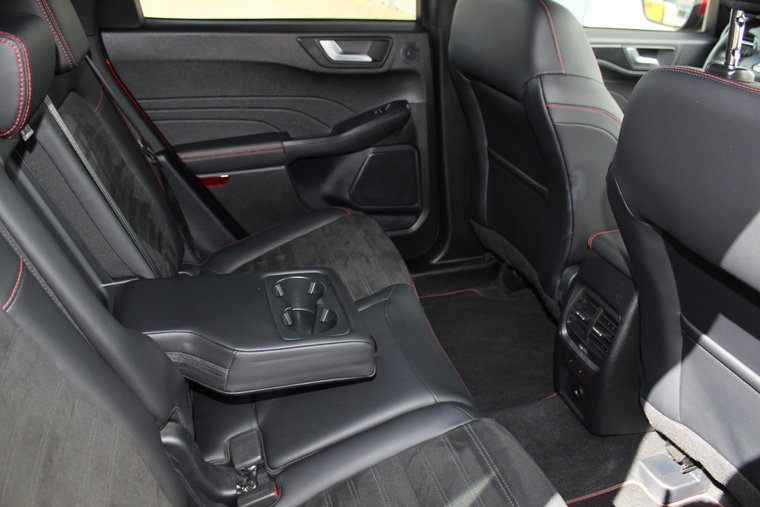 Vehicle Image 38