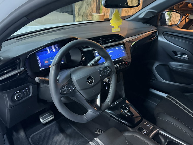 Vehicle Image 20
