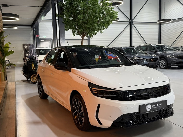 Vehicle Image 36