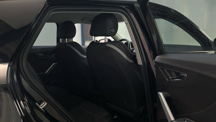 Vehicle Image 22