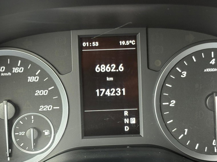Vehicle Image 23