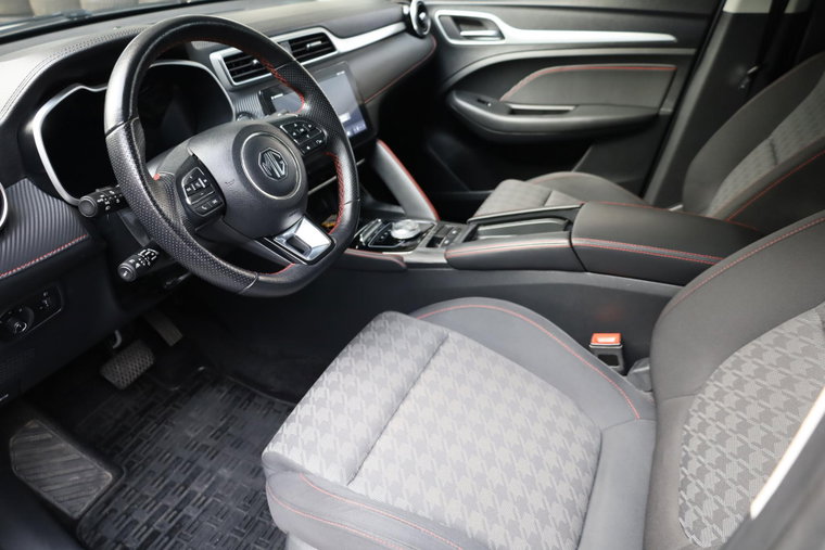 Vehicle Image 8