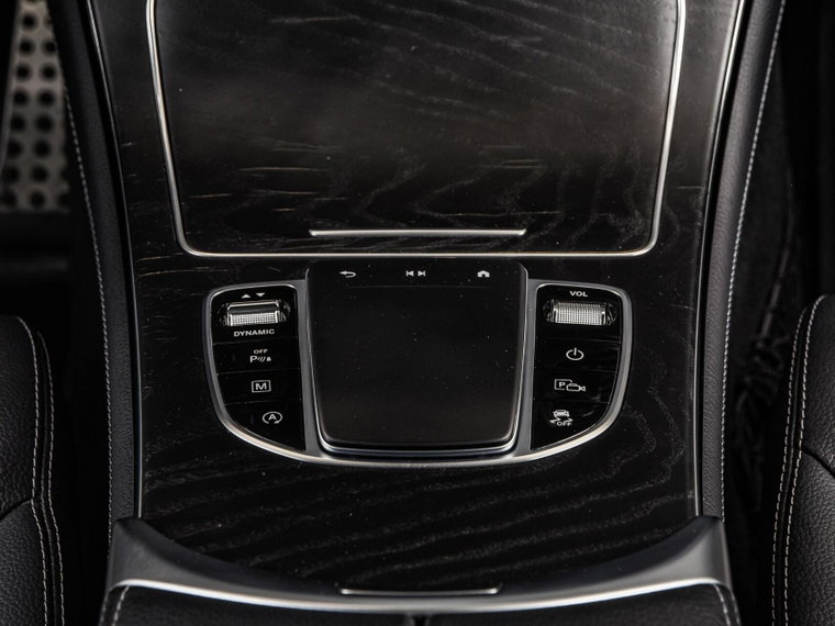 Vehicle Image 36