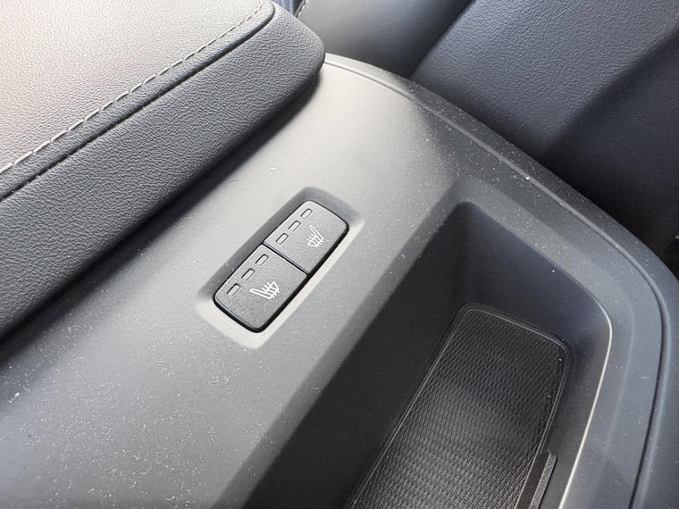 Vehicle Image 17