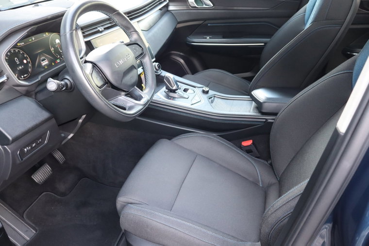 Vehicle Image 15
