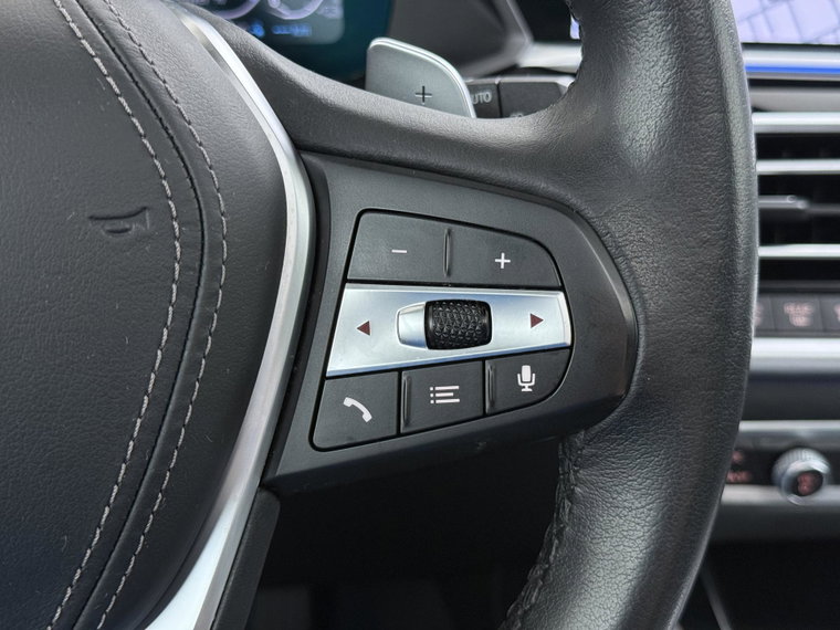 Vehicle Image 38