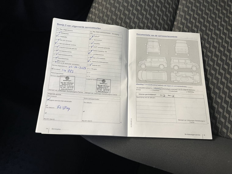 Vehicle Image 35