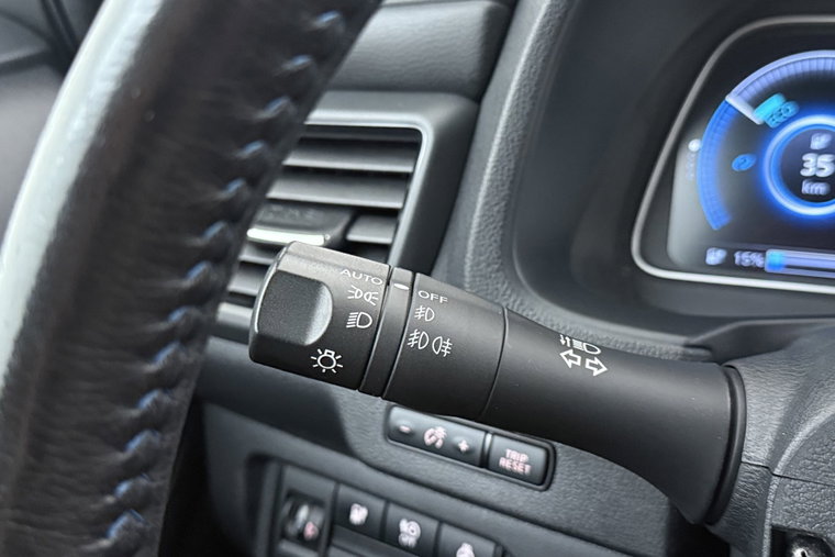 Vehicle Image 35