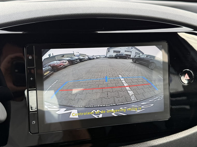 Vehicle Image 24