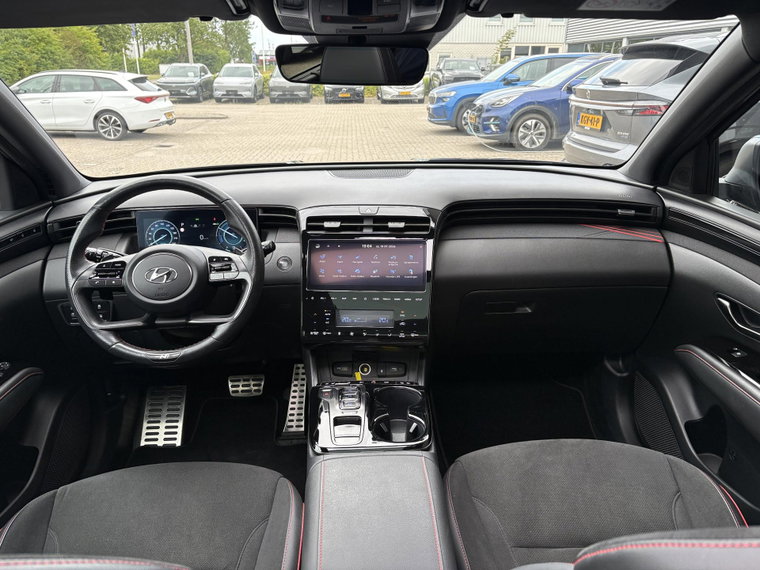 Vehicle Image 18