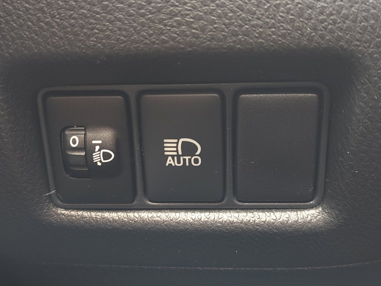 Vehicle Image 24