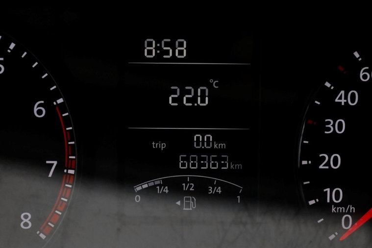 Vehicle Image 16