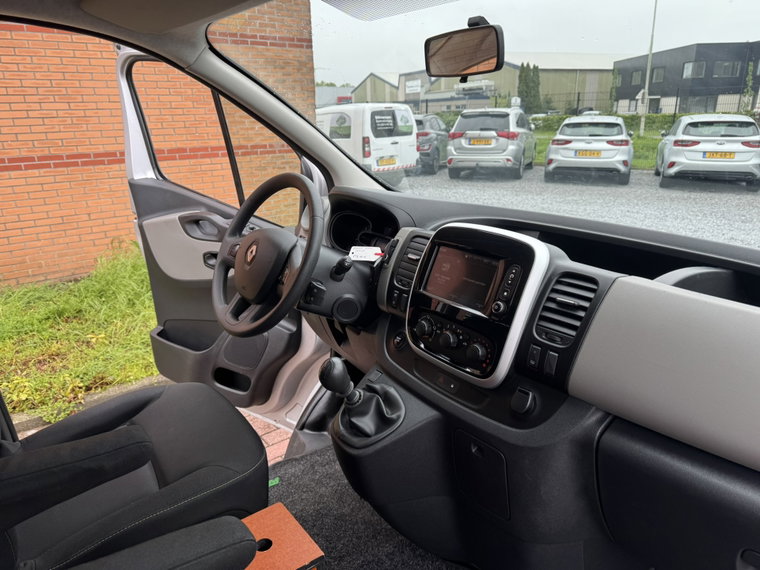 Vehicle Image 27