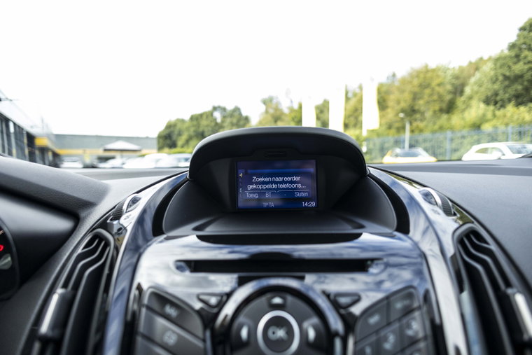 Vehicle Image 37
