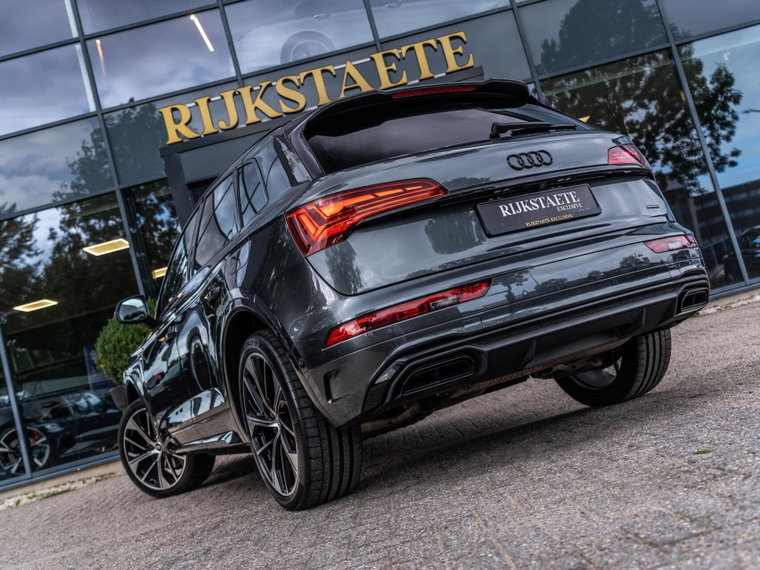 Vehicle Image 50