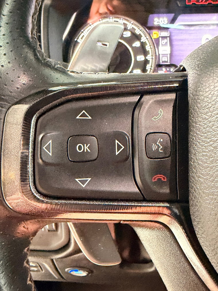 Vehicle Image 26