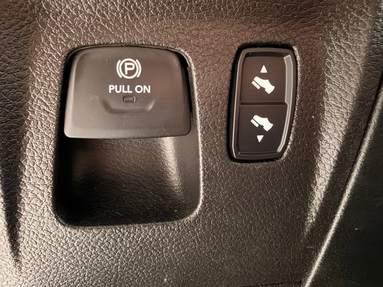 Vehicle Image 46