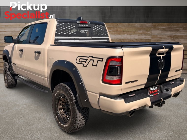 Vehicle Image 7