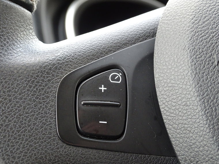Vehicle Image 27