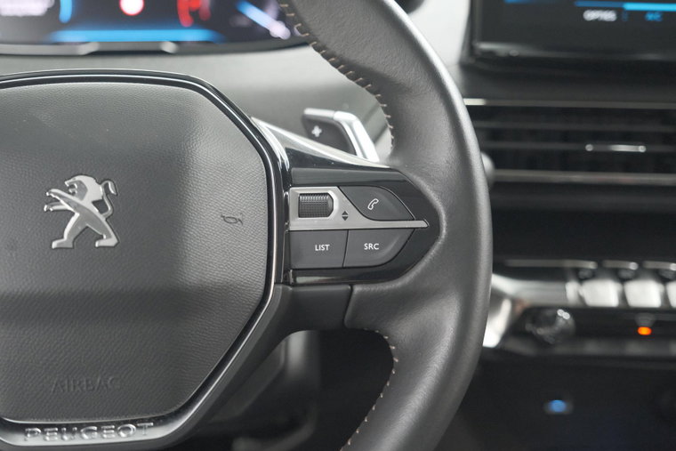 Vehicle Image 33