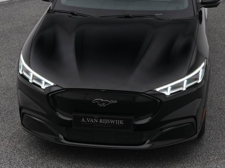 Vehicle Image 31
