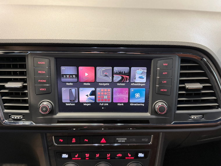 Vehicle Image 19