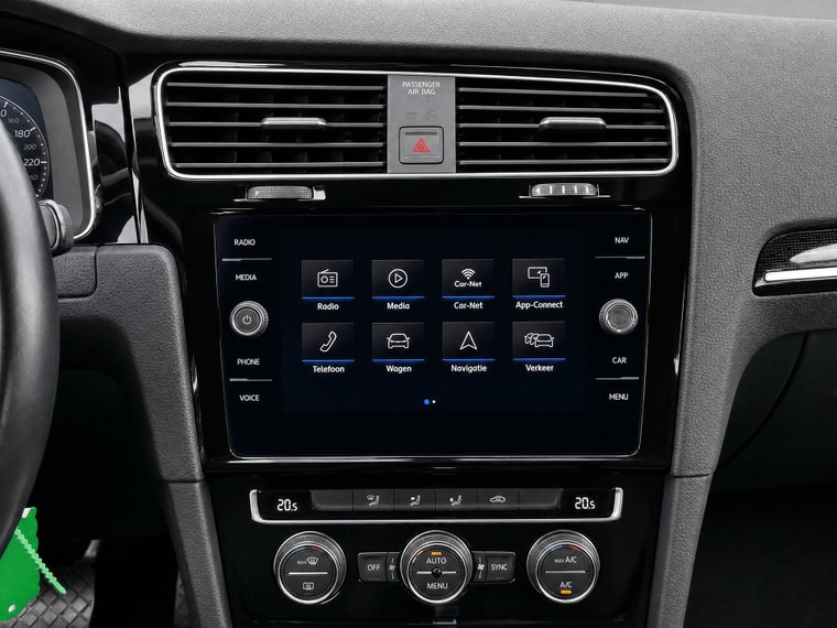 Vehicle Image 16