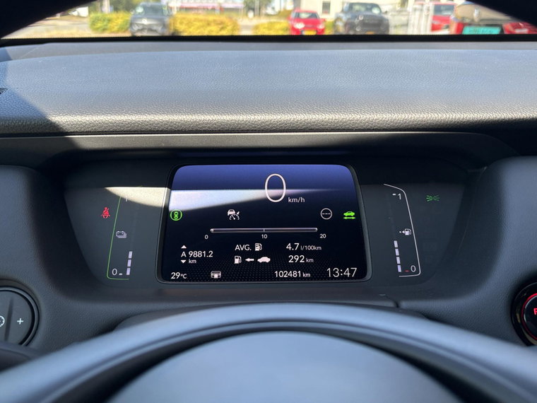 Vehicle Image 21