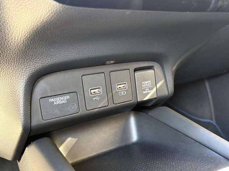 Vehicle Image 33