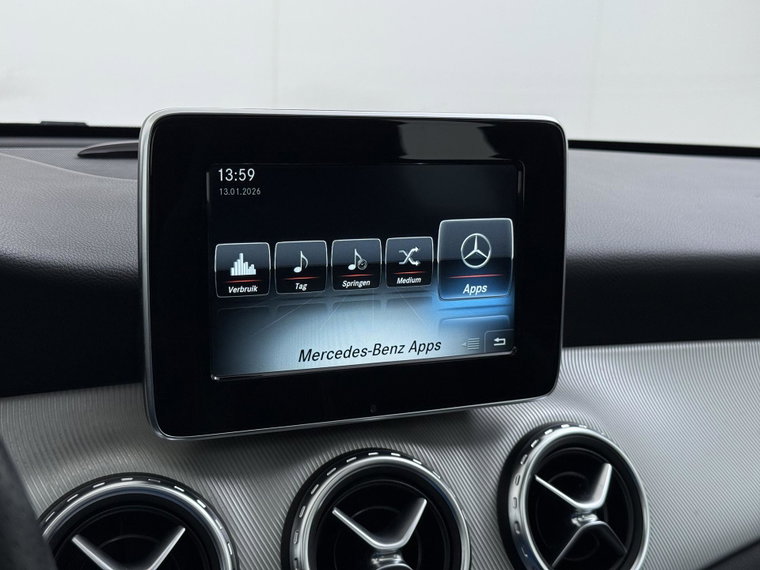 Vehicle Image 29