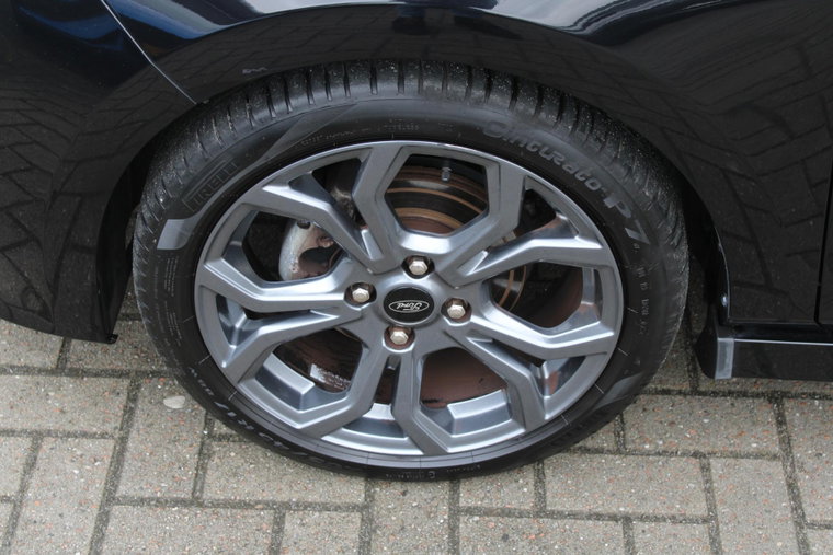 Vehicle Image 22