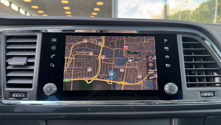 Vehicle Image 17