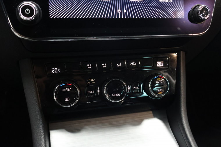 Vehicle Image 27