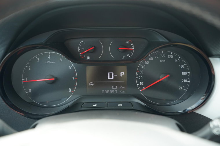 Vehicle Image 18