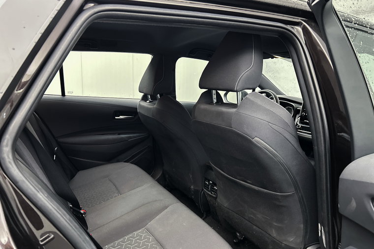 Vehicle Image 13