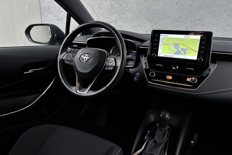 Vehicle Image 11