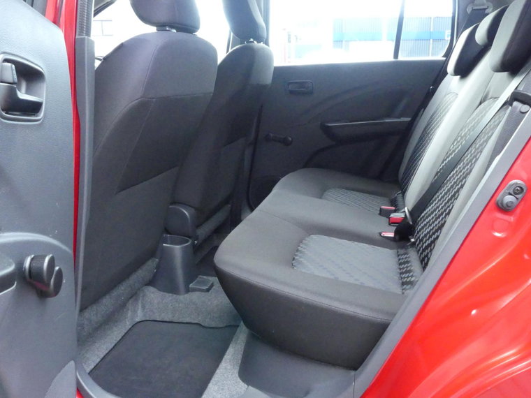 Vehicle Image 19
