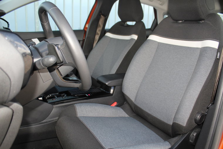 Vehicle Image 30