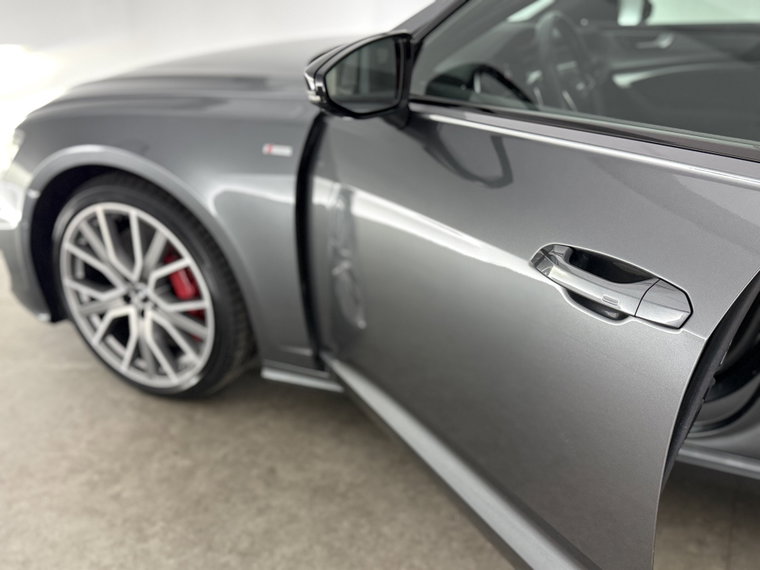 Vehicle Image 37