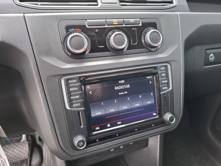 Vehicle Image 28
