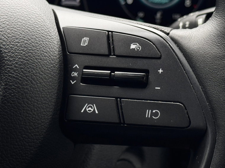 Vehicle Image 20