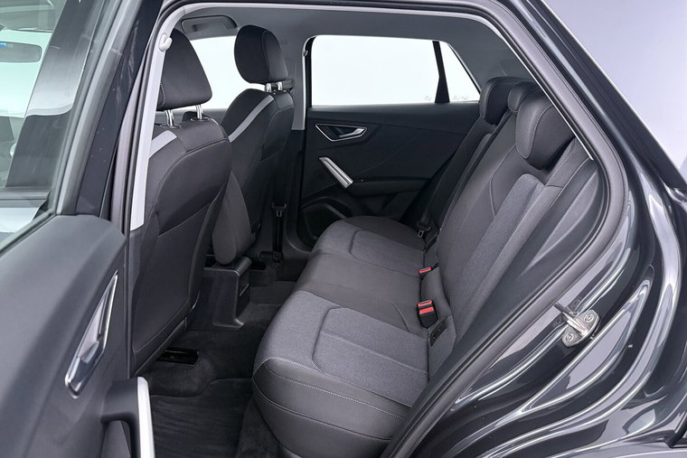 Vehicle Image 23
